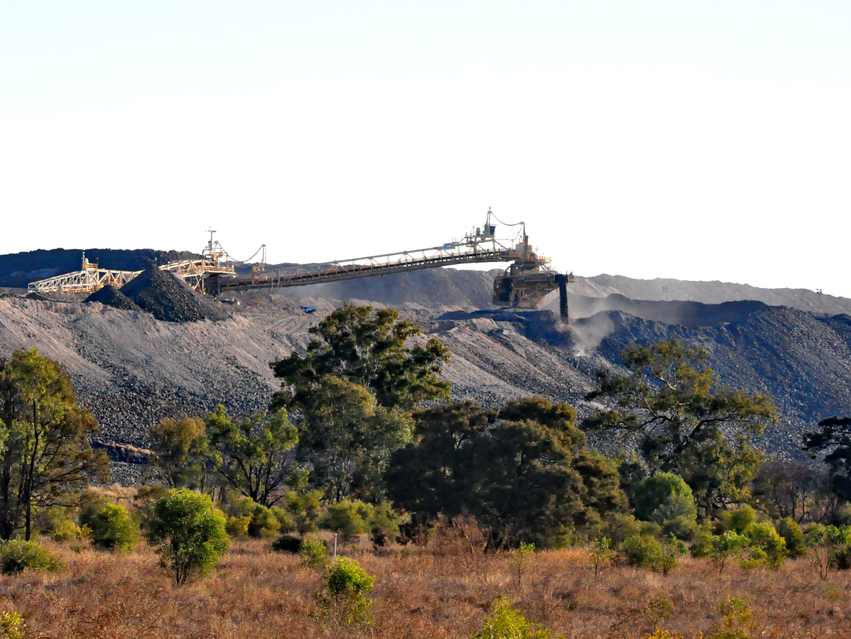 Kohlebagger mit Förderband - Coppabella Coal Mine, Mackay - Queensland ...